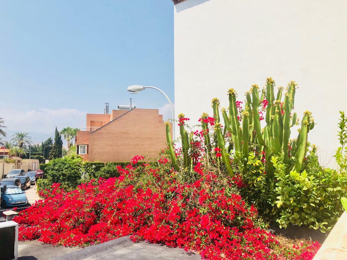 Gran Casa Con Terraza A 3 Min Playa Con Wifi - Rodeada De Servicios Рокетас де Мар Екстериор снимка
